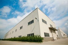 輕鋼結(jié)構(gòu)廠房如果定期維護，可增加其壽命